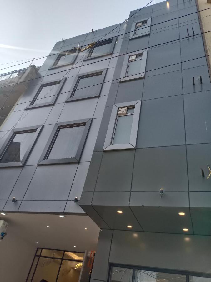 Hotel King Plaza New Delhi Exterior photo